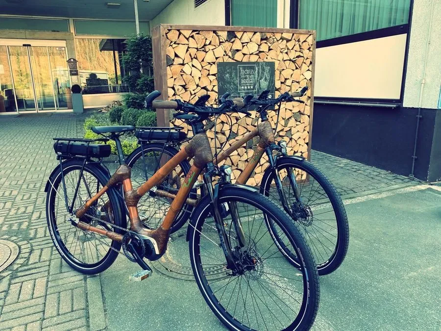 Fahrraeder 1920w 1 1