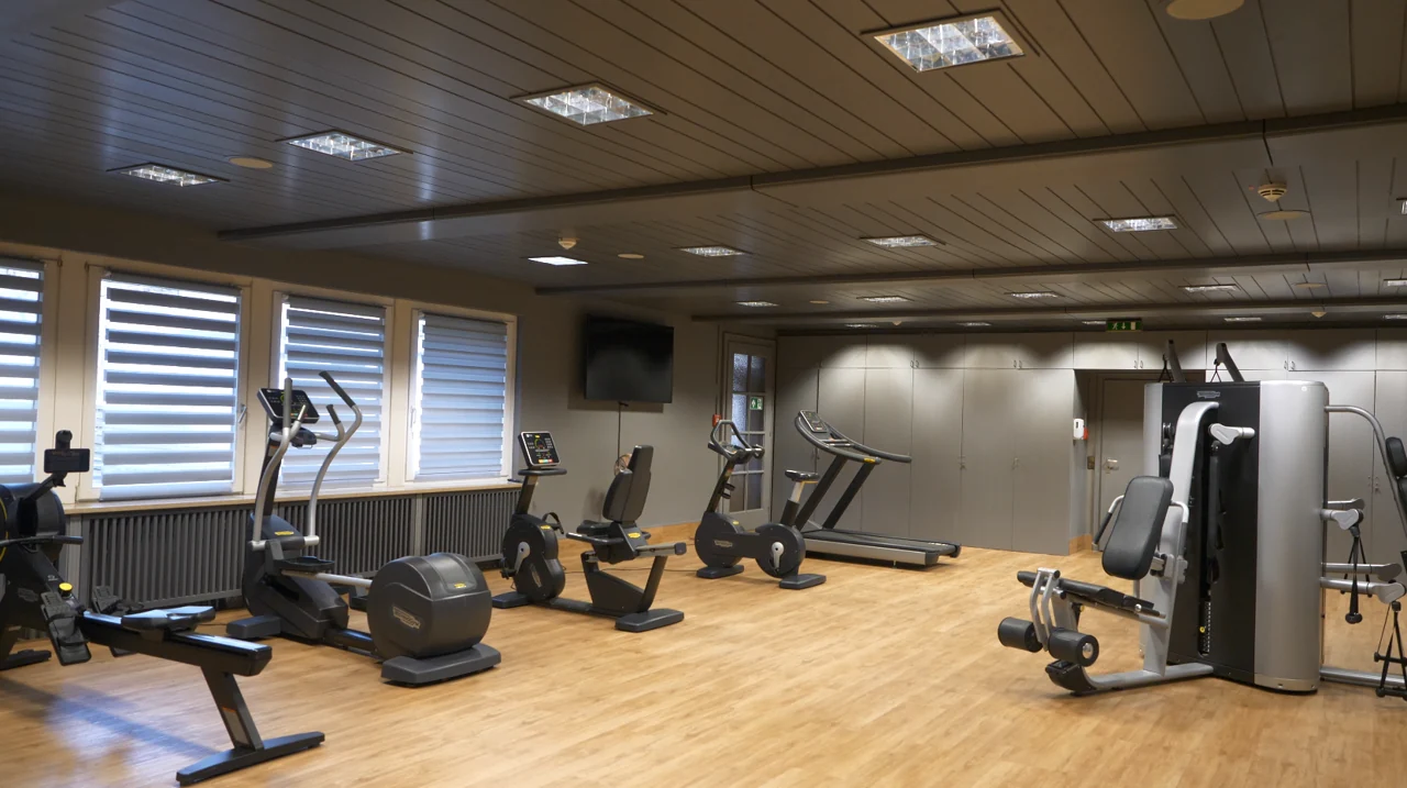Fitnessstudio 2 2